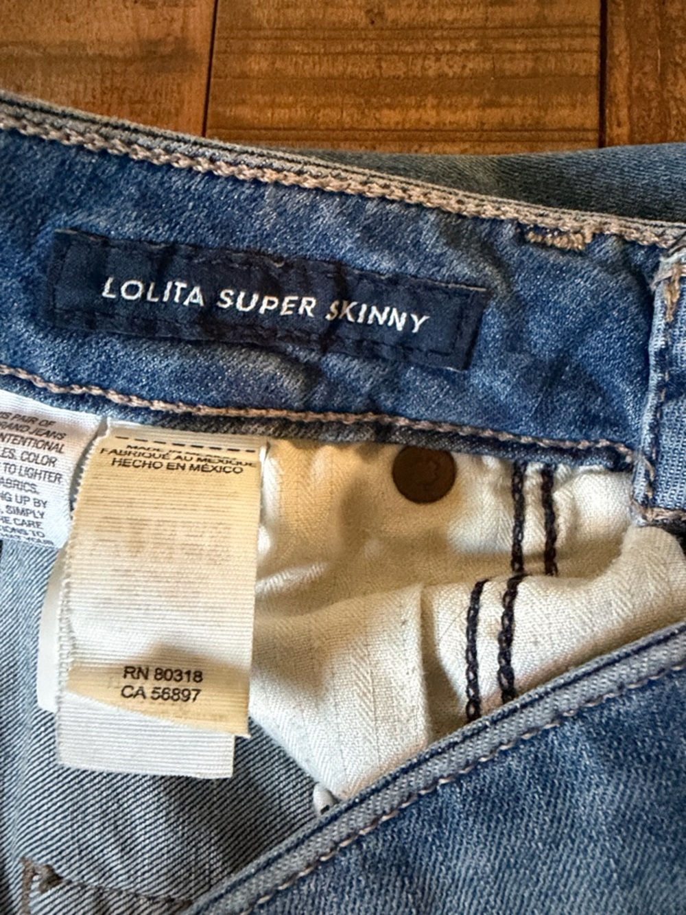 Lucky Brand Medium Blue Distressed Skinny Jeans - Picture 4 of 9